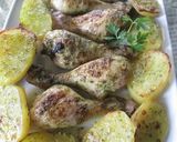 Foto del paso 10 de la receta: Muslitos y patatas al ajo y perejil