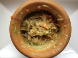 Crepes rellenos de aguacate con pimientos del piquillo y atún