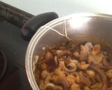 Foto del paso 5 de la receta: Guisado de pulpo con patatas nuevas
