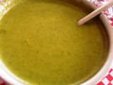 Ensalada fresca con aderezo de cilantro