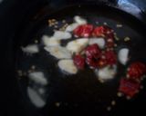 Foto del paso 2 de la receta: Setas picantes con huevos escalfados