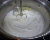 Foto del paso 4 de la receta: Cupcakes relleno de toffee y cubierto de nata