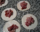 Foto del paso 4 de la receta: Paquetitos de salchicha parrillera con tomate seco