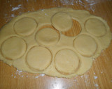 Foto del paso 5 de la receta: Galletitas con mermelada
