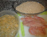 Foto del paso 2 de la receta: Pollo rebozado con maíz frito