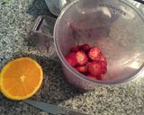 Foto del paso 3 de la receta: Bizcocho de yogur y fresas muy fácil 