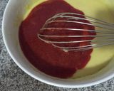 Foto del paso 5 de la receta: Bizcocho de yogur y fresas muy fácil 