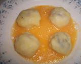 Foto del paso 2 de la receta: Bolitas sorpresa de puré de patatas crujientes