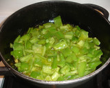Foto del paso 3 de la receta: Puré de patatas con pimientos verdes y bacalao