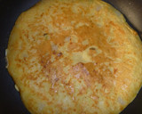 Foto del paso 6 de la receta: Tortitas de calabacín con salsa de miel y mostaza (sin gluten, sin lactosa, sin huevo)