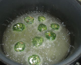 Foto del paso 3 de la receta: Albóndigas de espinacas con salsa de caldo de verduras