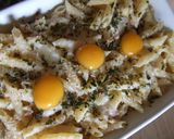 Foto del paso 4 de la receta: Macarrones gratinados con atún y huevitos de codorniz