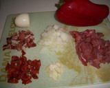 Foto del paso 1 de la receta: Pimiento rojo relleno al horno
