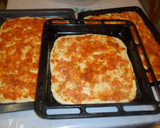 Foto del paso 11 de la receta: Pizza con salchichas de viena