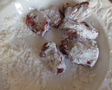 Foto del paso 2 de la receta: Guisado de toro al vino de Barrantes con alcachofas