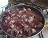 Foto del paso 3 de la receta: Guisado de toro al vino de Barrantes con alcachofas