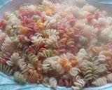 Foto del paso 2 de la receta: Salmón fresco al cava con pasta italiana