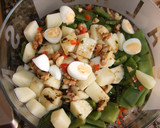 Foto del paso 5 de la receta: Judías verdirojas y huevos de codorniz con vinagreta de frambuesas