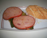 Foto del paso 2 de la receta: Bocata de lomo de pavo adobado con pimientos italianos y huevo