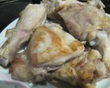 Foto del paso 2 de la receta: Pollo con salsa de champiñones y nata