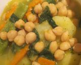 Foto del paso 4 de la receta: Potaje de garbanzos y acelgas en olla a presión