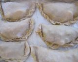 Foto del paso 2 de la receta: Empanadas tomate y queso