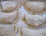 Foto del paso 2 de la receta: Empanadas tomate y queso
