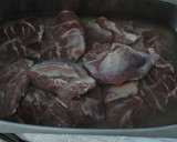 Foto del paso 2 de la receta: Carrilleras de cerdo en salsa de vino