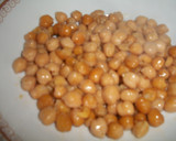 Foto del paso 1 de la receta: Garbanzos fritos con jamón y chorizo ibérico