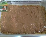 Foto del paso 8 de la receta: Brownie de chocolate al aroma de café y base de galleta