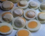 Foto del paso 1 de la receta: Huevos con bechamel rebozados