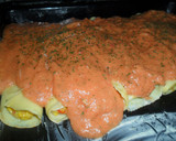 Foto del paso 10 de la receta: Canelones de crema de choclo con salsa de tomate