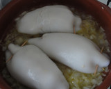 Foto del paso 5 de la receta: Calamares rellenos en salsa de cebolla