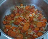 Foto del paso 2 de la receta: Pollo con salsa de champiñones y aceitunas