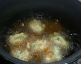 Foto del paso 5 de la receta: Buñuelos de arroz con morrón y perejil