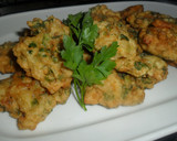 Foto del paso 7 de la receta: Buñuelos de arroz con morrón y perejil