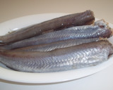 Foto del paso 1 de la receta: Bacalaos enteros y fritos