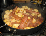 Foto del paso 3 de la receta: Costilla ibérica con patatas y chorizo