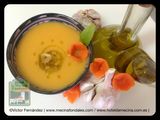 Crema de zanahoria y ajos fritos