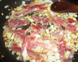 Foto del paso 2 de la receta: Sartenada de champiñones con huevos escalfados