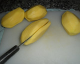 Foto del paso 1 de la receta: Patatas asadas rellenas de queso y bacon