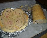 Foto del paso 9 de la receta: Tarta de ensalada rusa y rollitos de pionono con jamón y queso