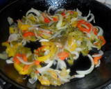 Foto del paso 3 de la receta: Tortilla de pimientos morrones
