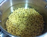 Foto del paso 1 de la receta: Potaje de garbanzos con acelgas