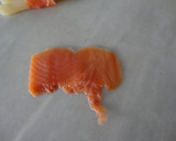 Foto del paso 1 de la receta: Espárragos envueltos en salmón ahumado