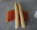 Foto del paso 2 de la receta: Espárragos envueltos en salmón ahumado
