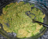 Foto del paso 3 de la receta: Brochetas de salchicha parrillera con crema de palta
