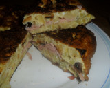 Foto del paso 7 de la receta: Tortilla de papa rellena de jamón y queso