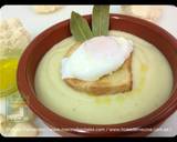 Foto del paso 12 de la receta Crema de coliflor con huevo escalfado
