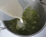 Foto del paso 5 de la receta: Crema de guisantes con leche de coco y feta